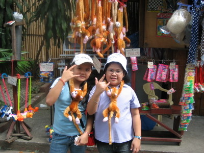 With Ate Joy and our other cousins... Hehehe...